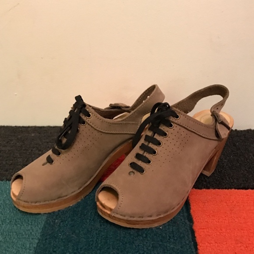 No. 6 Lace Up Slingback Clog Gray/Tan color heels